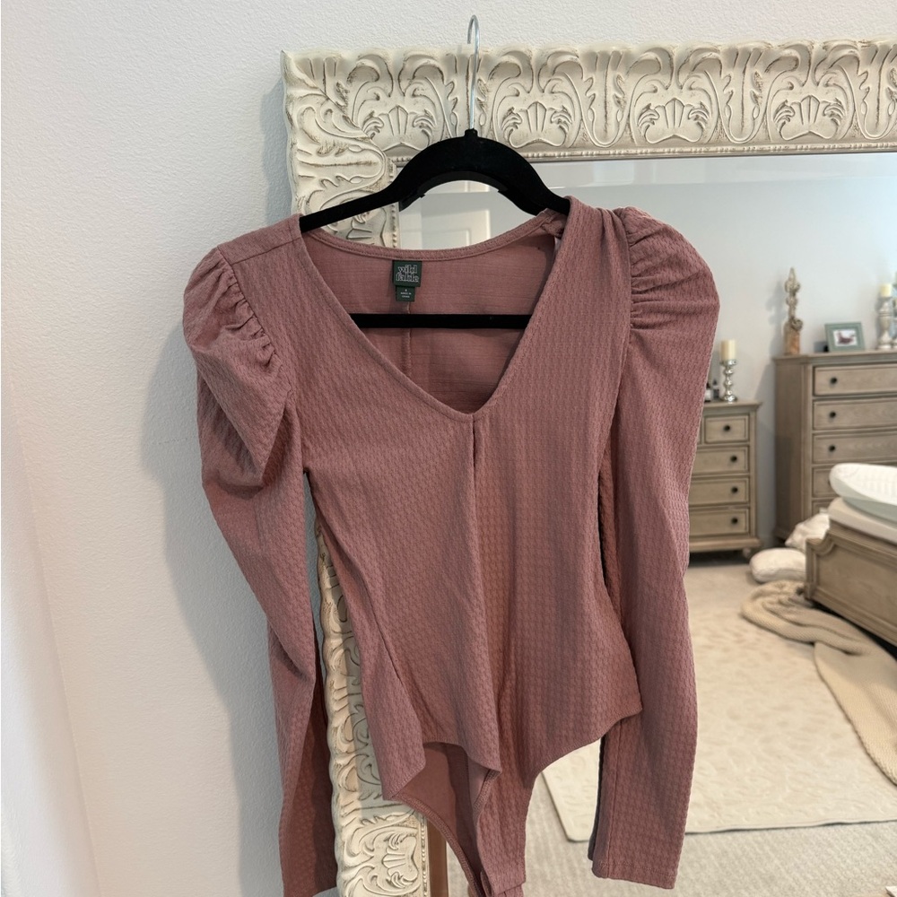 Wild Fable Dusty Rose Long Sleeve Bodysuit